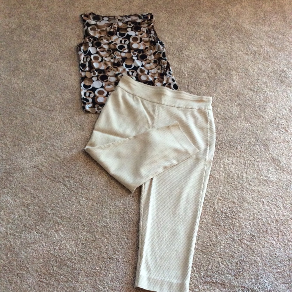 NWOT Counterparts Capri tan pants
